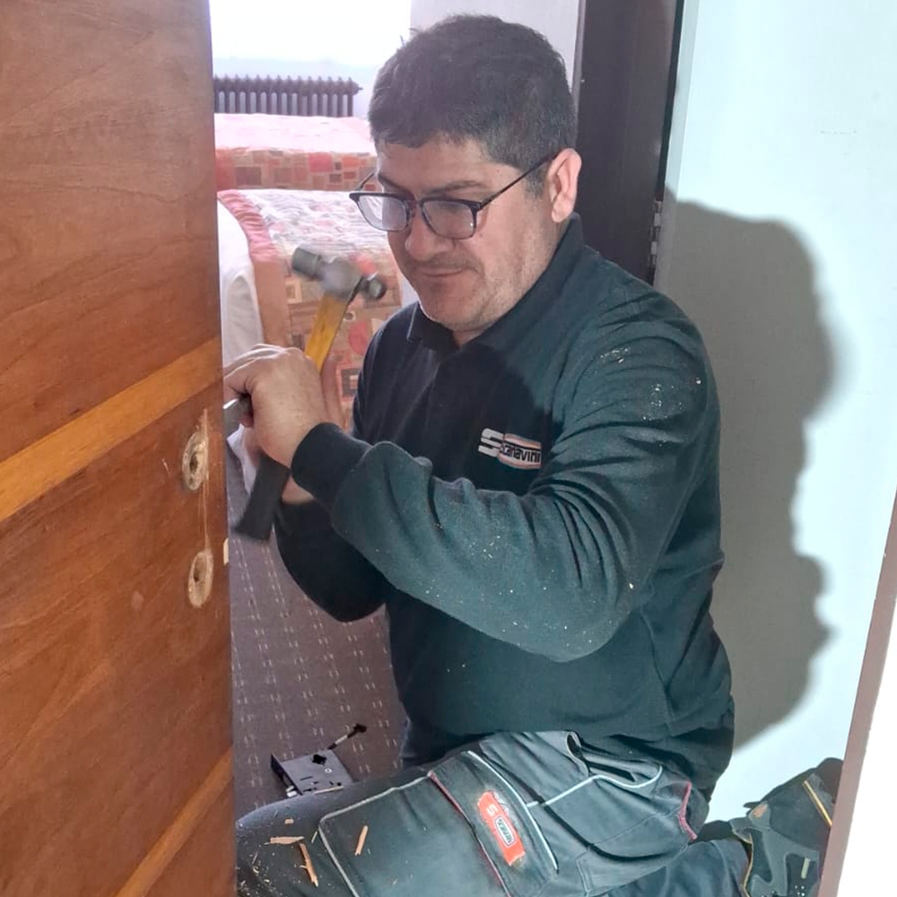 Instalación Cerradura de Pomo interior Scanavini 